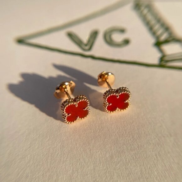 ✅Van Cleef & Arpels 18K gold red agate earrings - Picture 4 of 6
